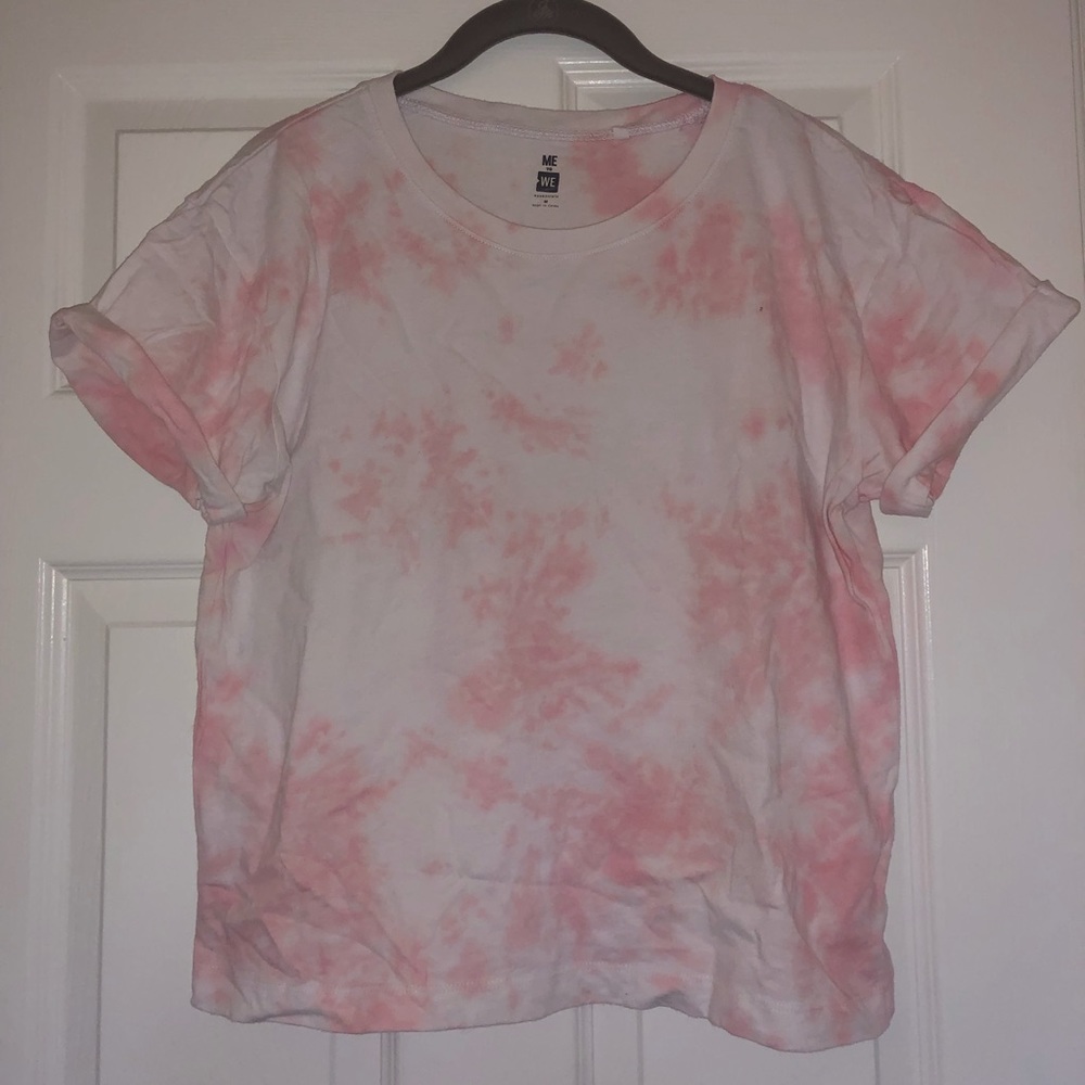 Me to We tie die top